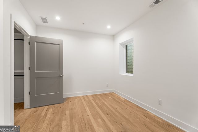 1099 North Avenue NE 12, Atlanta, GA 30307