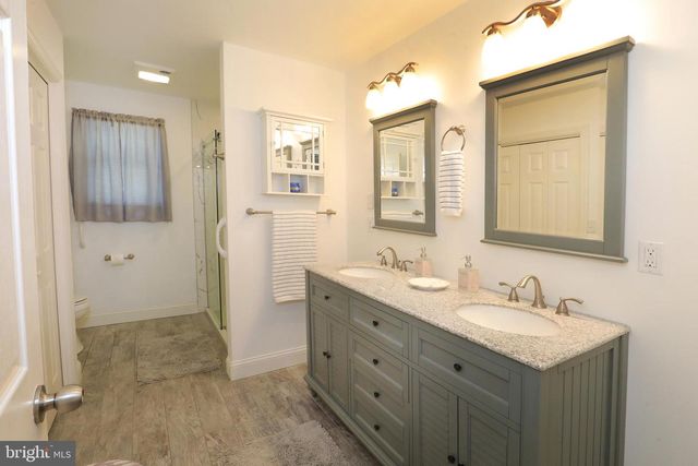608 SHUNPIKE RD, Cape May, NJ 08204