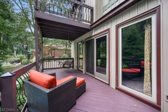 72 Fox Chase Ct, Freehold Twp., NJ 07728
