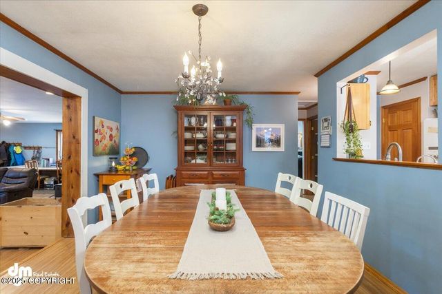 10833 E Twin Peaks Court, Palmer, AK 99645