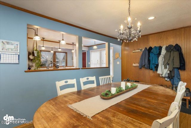 10833 E Twin Peaks Court, Palmer, AK 99645