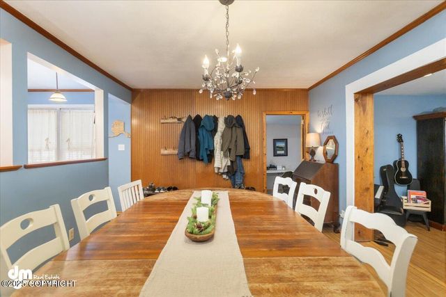 10833 E Twin Peaks Court, Palmer, AK 99645