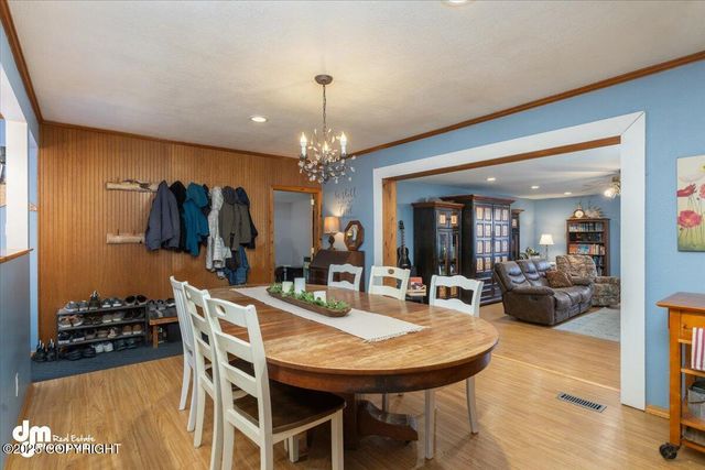 10833 E Twin Peaks Court, Palmer, AK 99645