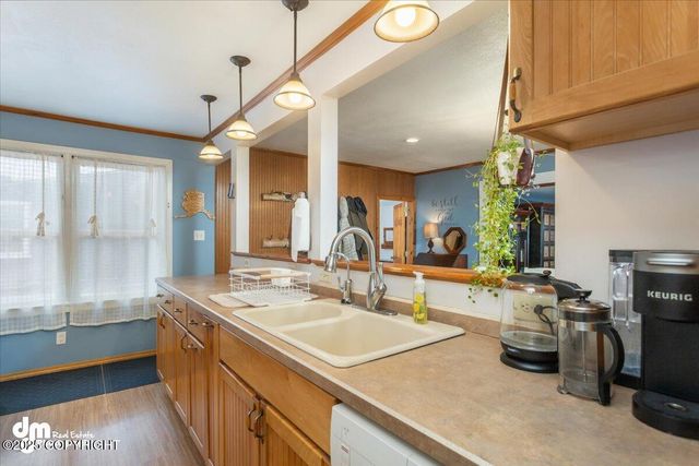 10833 E Twin Peaks Court, Palmer, AK 99645
