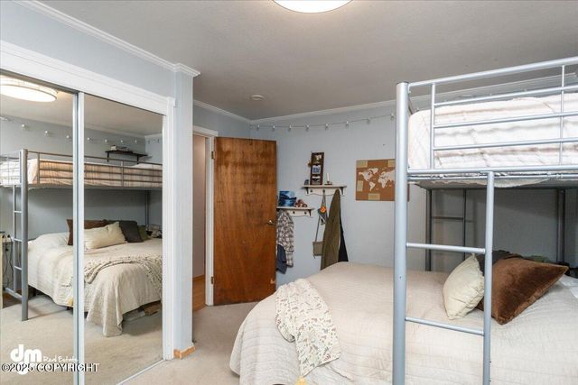 10833 E Twin Peaks Court, Palmer, AK 99645