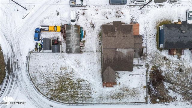 10833 E Twin Peaks Court, Palmer, AK 99645