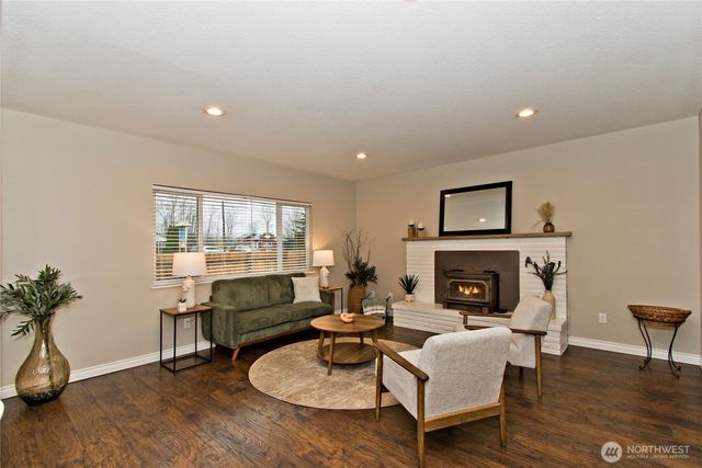 42801 264th Avenue SE, Enumclaw, WA 98022