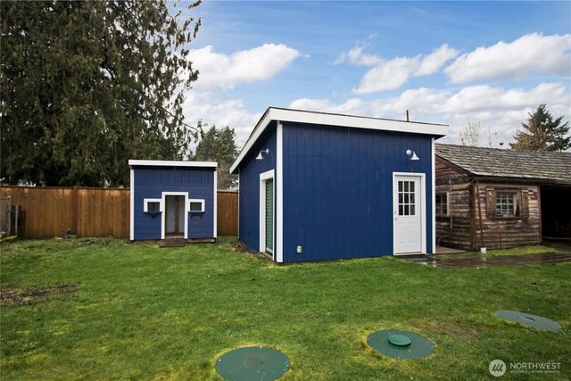 42801 264th Avenue SE, Enumclaw, WA 98022