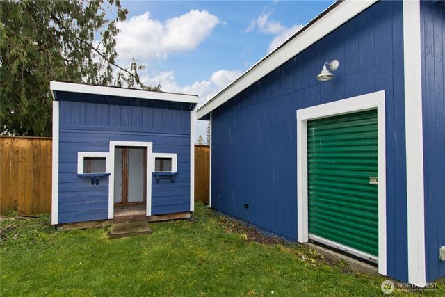 42801 264th Avenue SE, Enumclaw, WA 98022