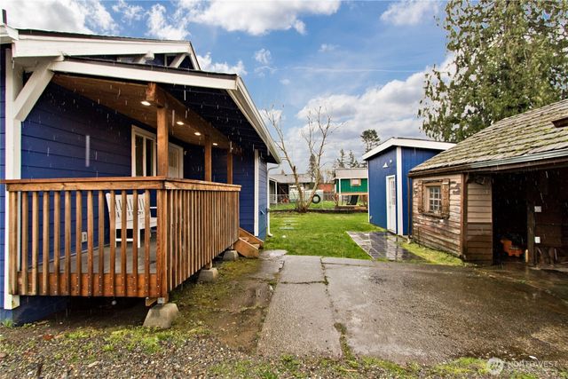 42801 264th Avenue SE, Enumclaw, WA 98022