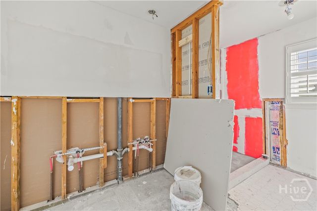 206 Stuart Street, Savannah, GA 31405