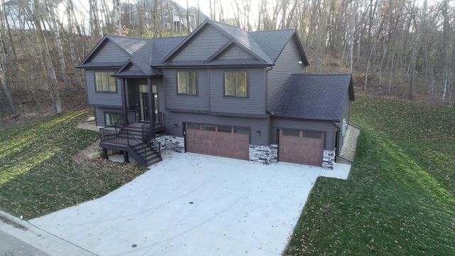 2153 Ponderosa Place SW, Rochester, MN 55902