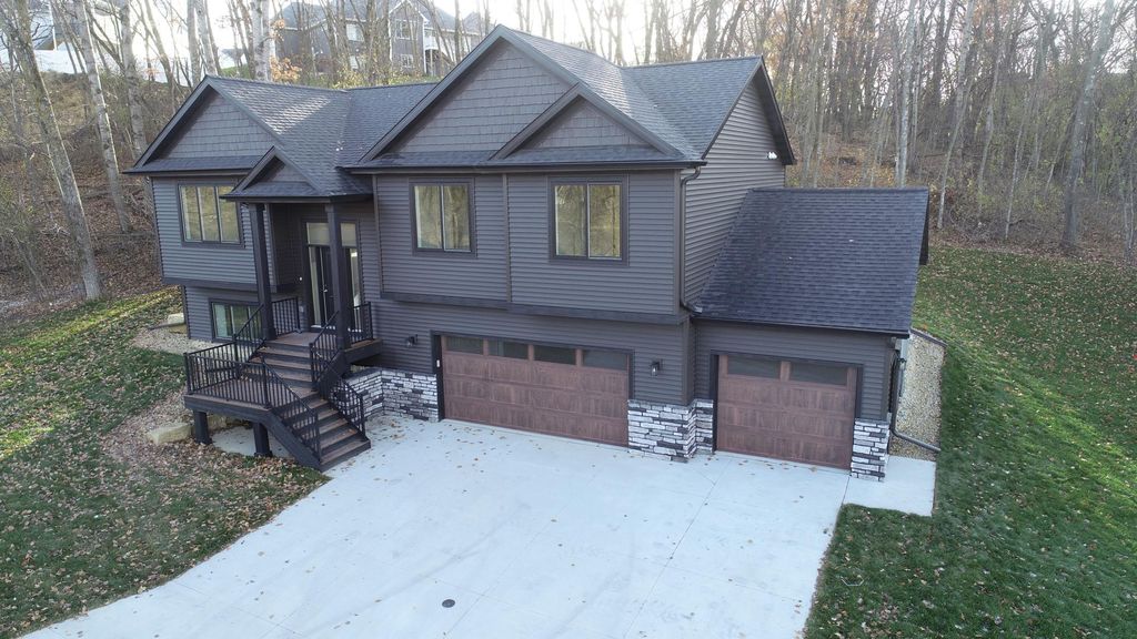 2153 Ponderosa Place SW, Rochester, MN 55902