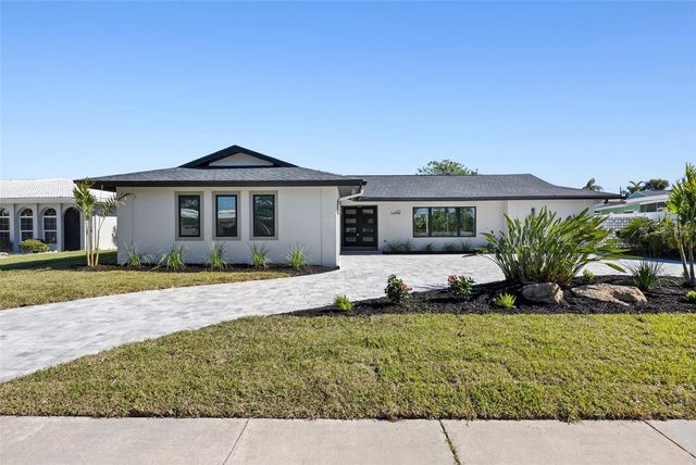 475 ISLAND WAY, Clearwater, FL 33767