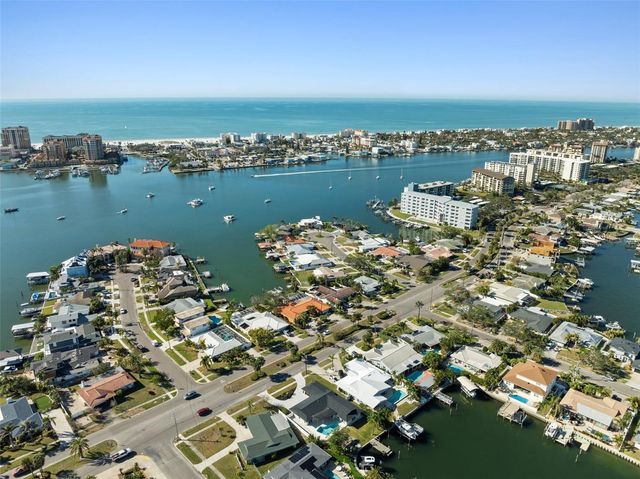 475 ISLAND WAY, Clearwater, FL 33767