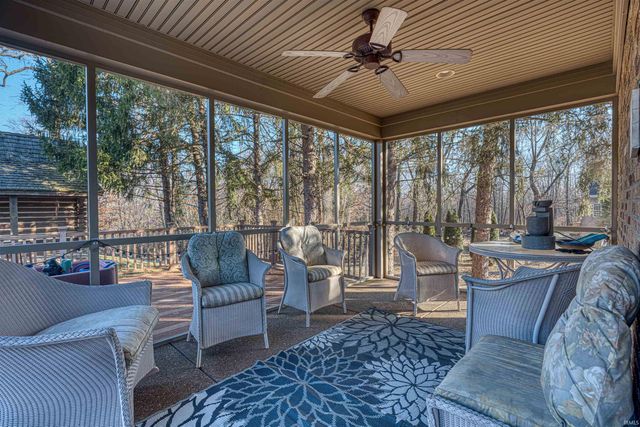 2923 - 2925 W MILL Road, Evansville, IN 47720