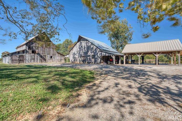 2923 - 2925 W MILL Road, Evansville, IN 47720