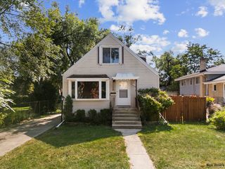 8715 Ridge Street, River Grove, IL 60171