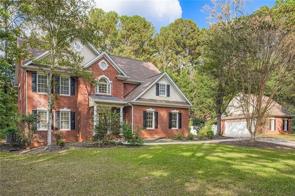 100 Hamilton Glen Court, Fayetteville, GA 30215