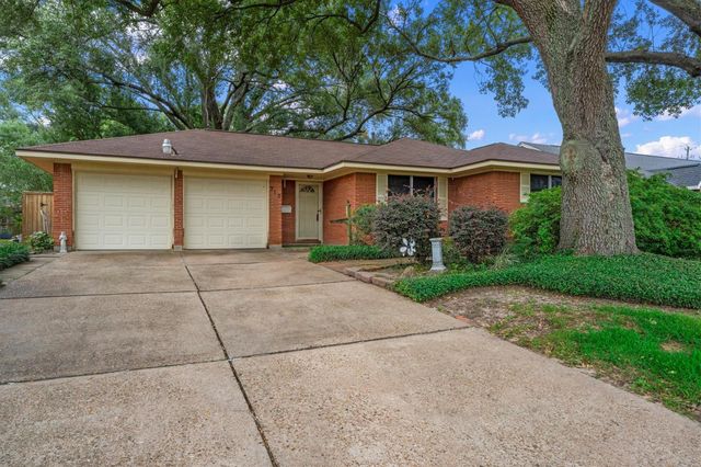 717 Mark Street, Deer Park, TX 77536