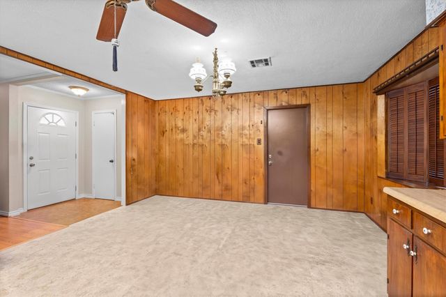 717 Mark Street, Deer Park, TX 77536