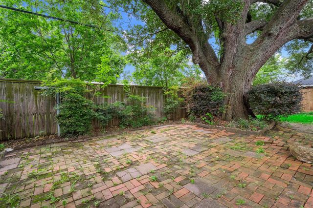 717 Mark Street, Deer Park, TX 77536