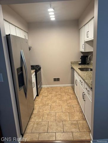 604 Millard Avenue, Royal Oak, MI 48073