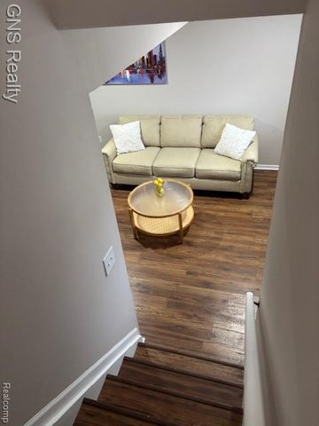 604 Millard Avenue, Royal Oak, MI 48073