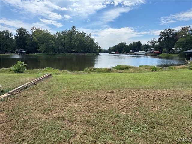 124 Clear Creek, Akron, AL 35441