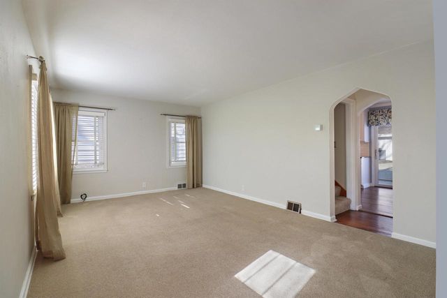 4320 Wilson ROAD, Kenosha, WI 53142