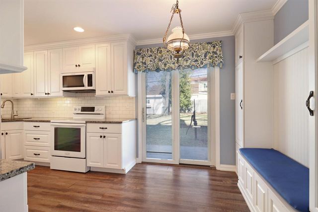 4320 Wilson ROAD, Kenosha, WI 53142