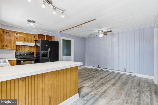 517 E MAIN ST, Birdsboro, PA 19508