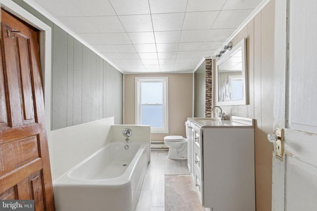 517 E MAIN ST, Birdsboro, PA 19508