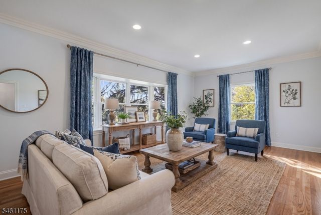 16 Lacey Ave, Long Hill Twp., NJ 07933