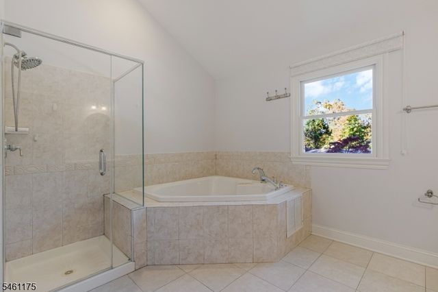 16 Lacey Ave, Long Hill Twp., NJ 07933