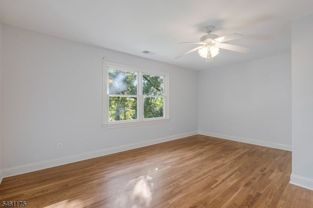 16 Lacey Ave, Long Hill Twp., NJ 07933