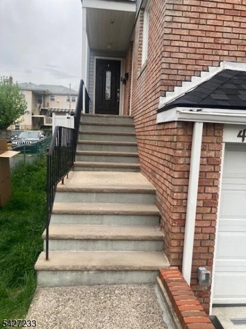 433 Preakness Ave, Paterson City, NJ 07502