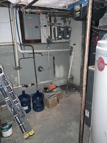 433 Preakness Ave, Paterson City, NJ 07502