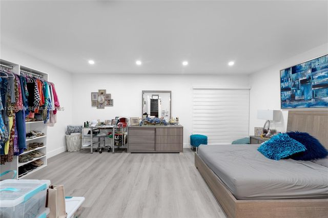 13835 SW 84th St 503, Miami, FL 33183