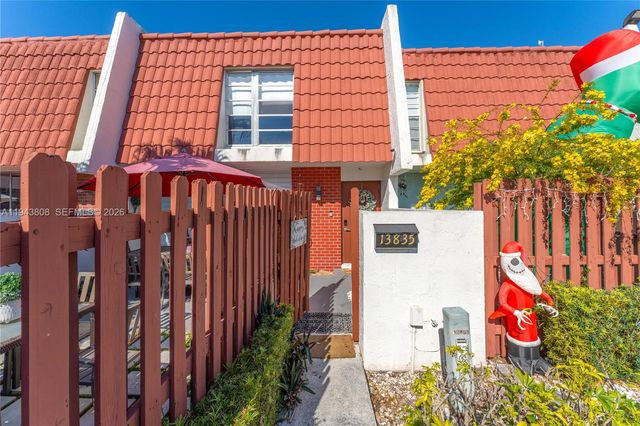 13835 SW 84th St 503, Miami, FL 33183