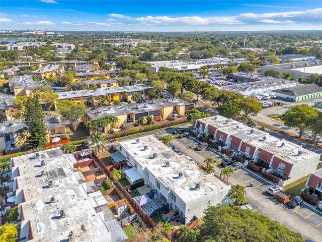 13835 SW 84th St 503, Miami, FL 33183