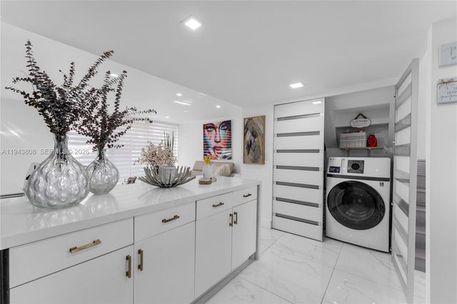 13835 SW 84th St 503, Miami, FL 33183