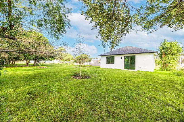 1605 N 23rd st, Fort Pierce, FL 34950