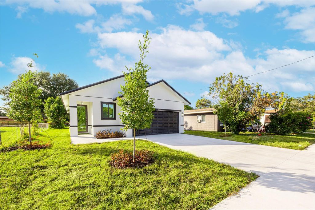 1605 N 23rd st, Fort Pierce, FL 34950