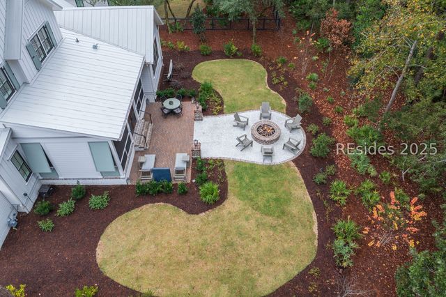 74 Hunting Lodge Rd, Bluffton, SC 29910