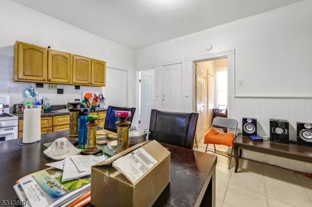 462 Rosa Parks Blvd, Paterson City, NJ 07501