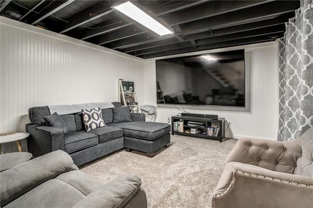 508 NE Richardson Place, Lee's Summit, MO 64086