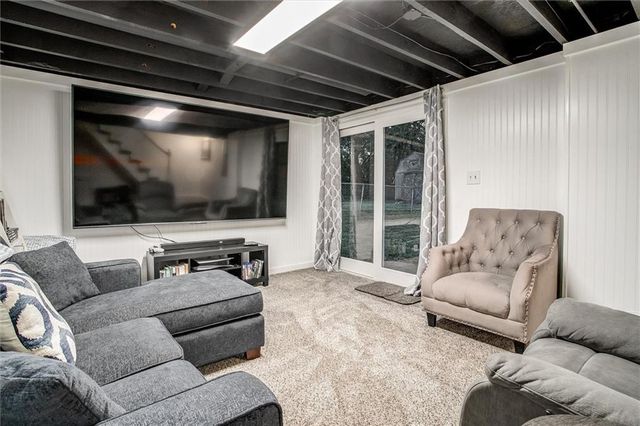 508 NE Richardson Place, Lee's Summit, MO 64086