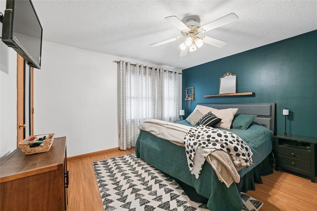 1616 Hamer Drive NW, Cedar Rapids, IA 52405