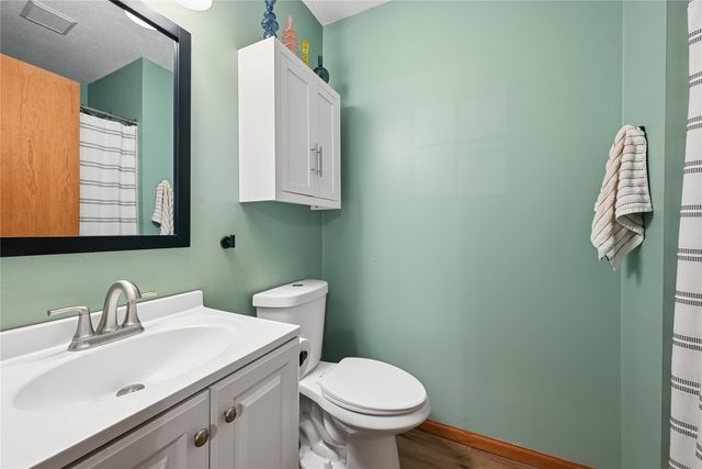 1616 Hamer Drive NW, Cedar Rapids, IA 52405